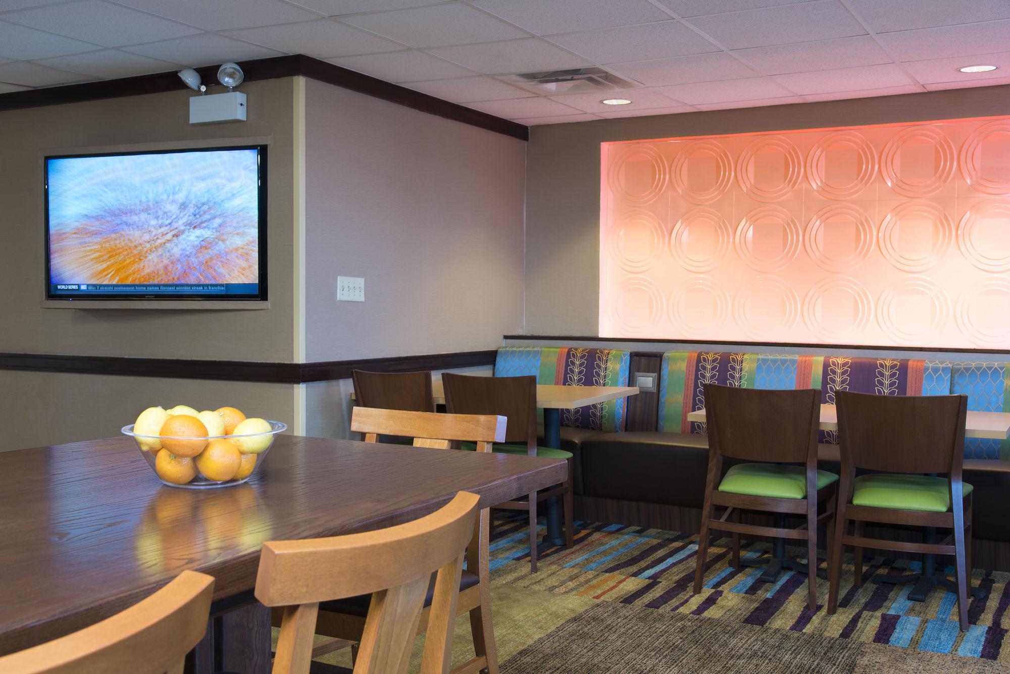 Fairfield Inn & Suites By Marriott Columbus East Reynoldsburg Esterno foto