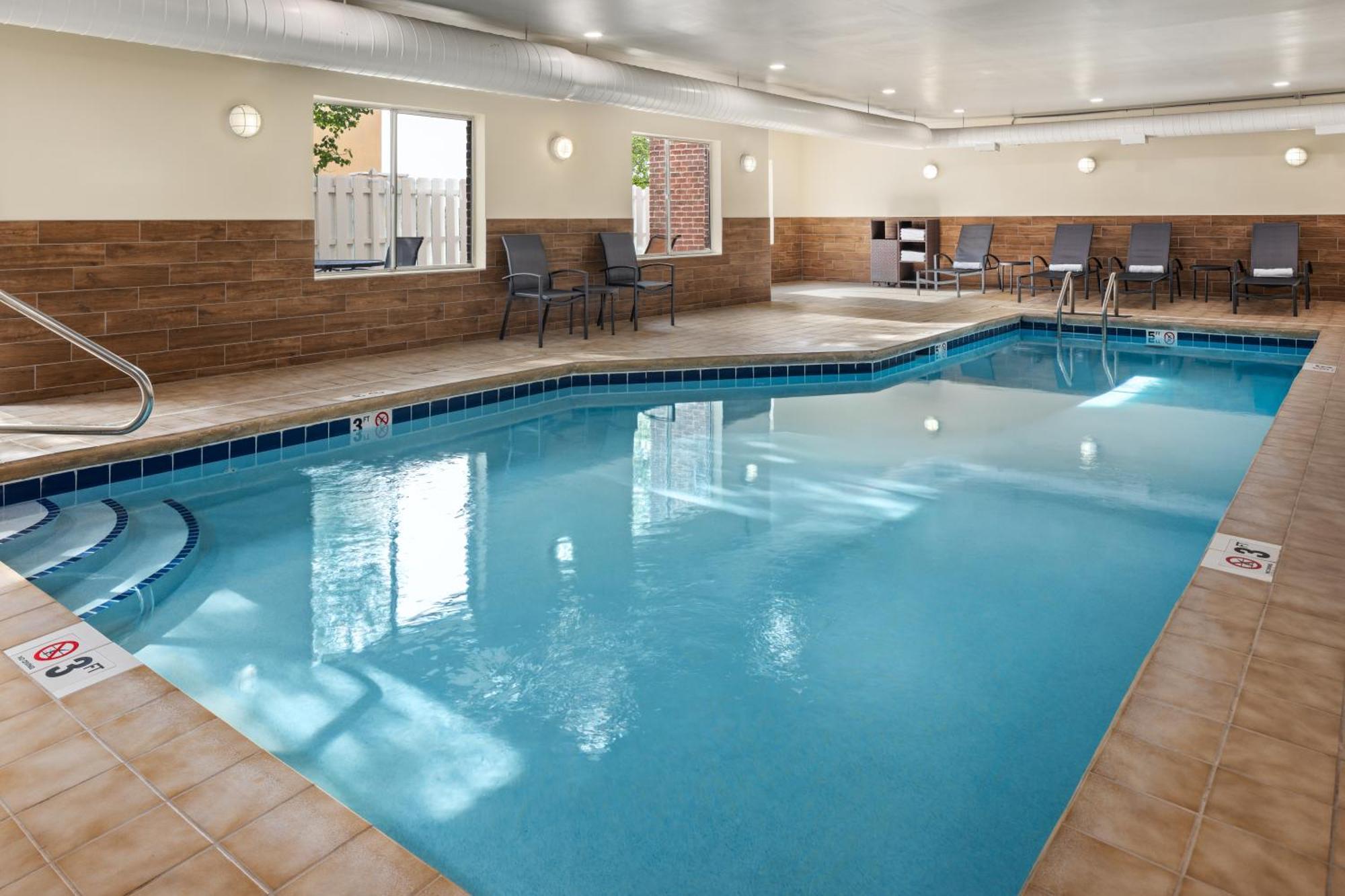 Fairfield Inn & Suites By Marriott Columbus East Reynoldsburg Esterno foto
